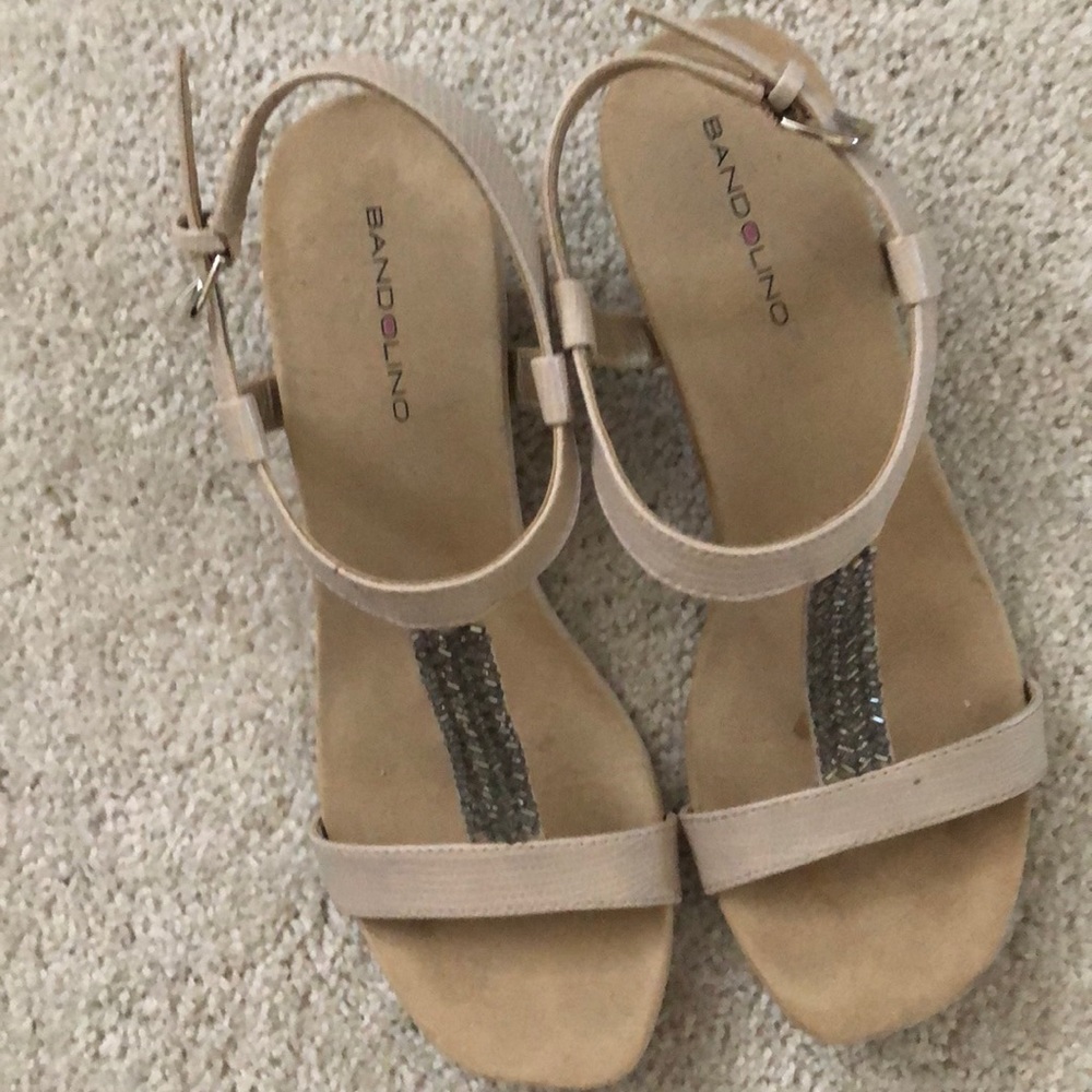 Sandles